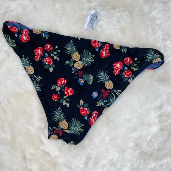 New Designer Marine Layer Reversible Bikini Bottom - Picture 3 of 6